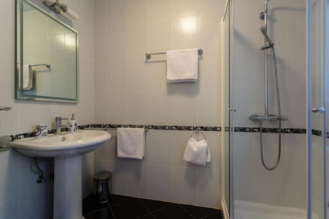 מאלינסקה Apartments Adria מראה חיצוני תמונה